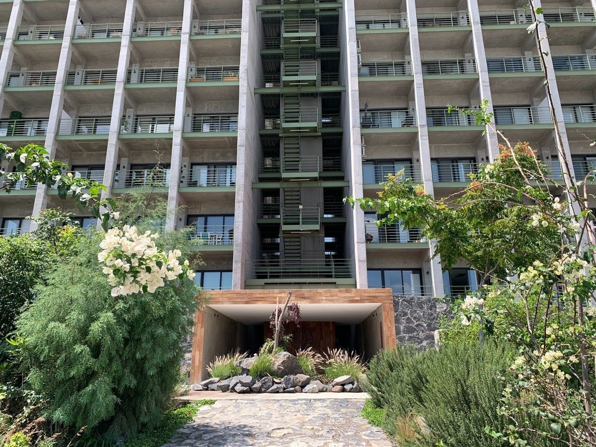 Estrena moderno  PH  en renta o venta  en Altos Juriquilla