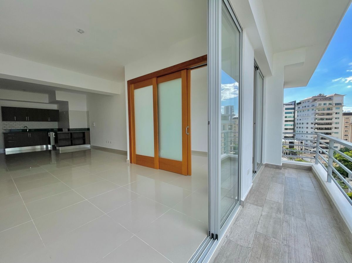 Apartamentos en Venta Ensanche Serrallés, Santo Domingo