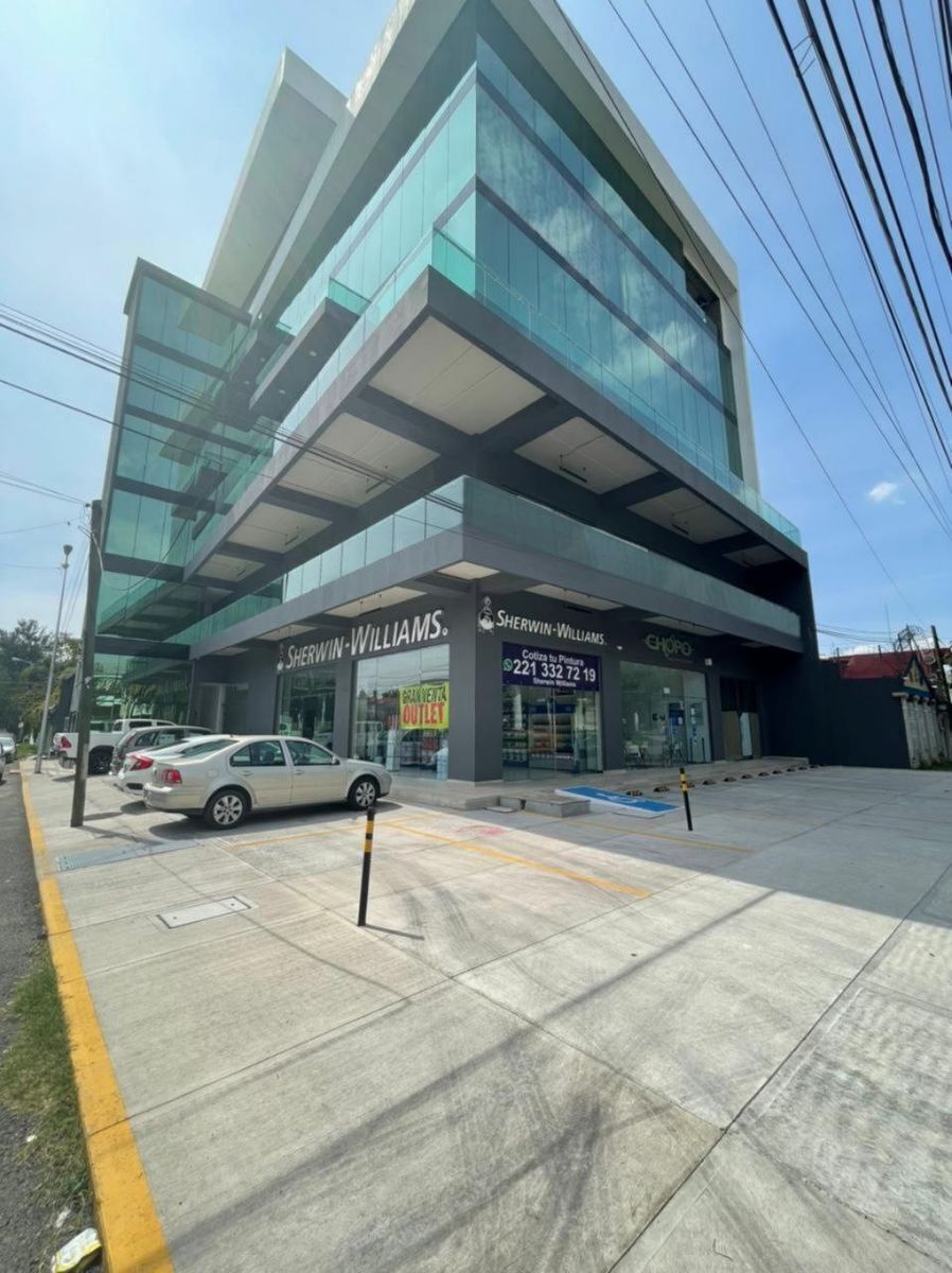 1 de 26: Fachada Edificio