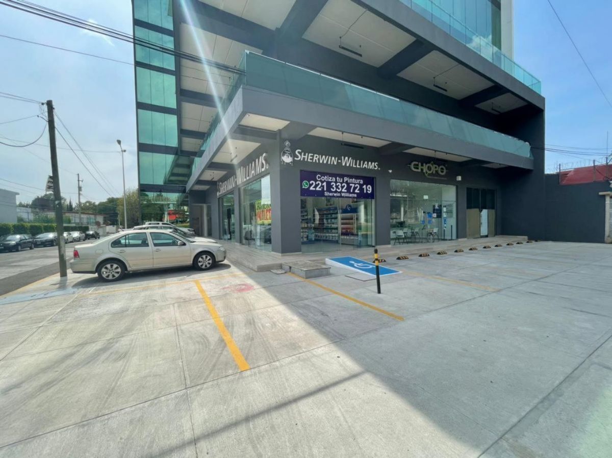 2 de 26: Fachada Edificio