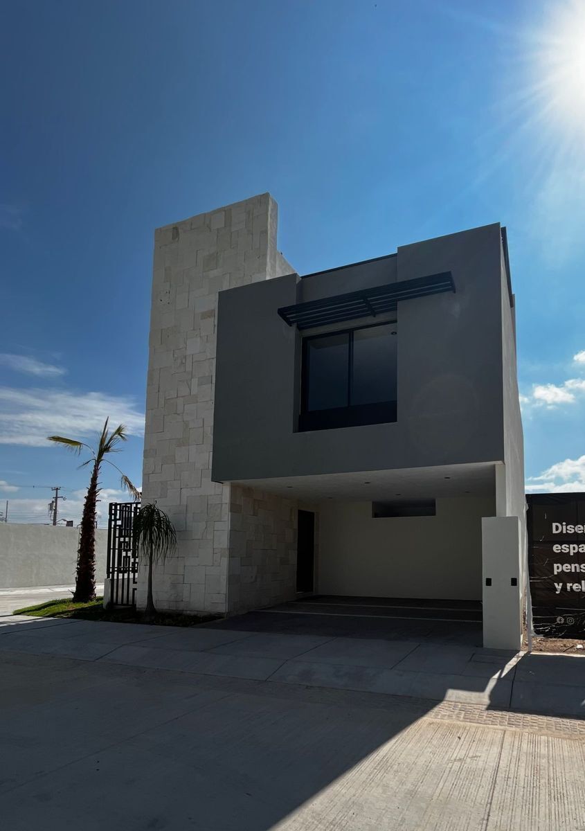 Casa em Trojes de Alonso, Aguascalientes, foto 2 de 24