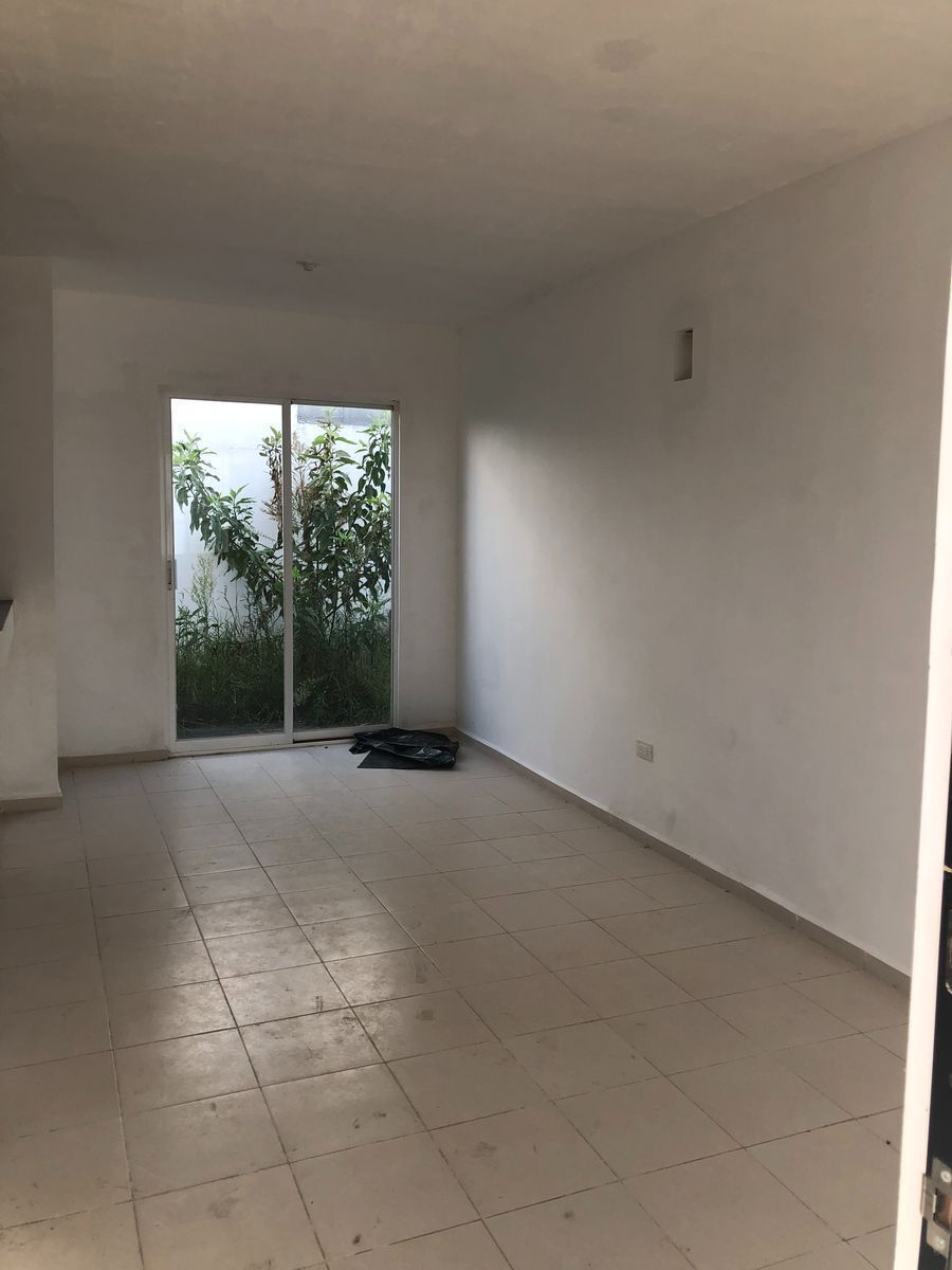 3 de 13: Sala-Comedor