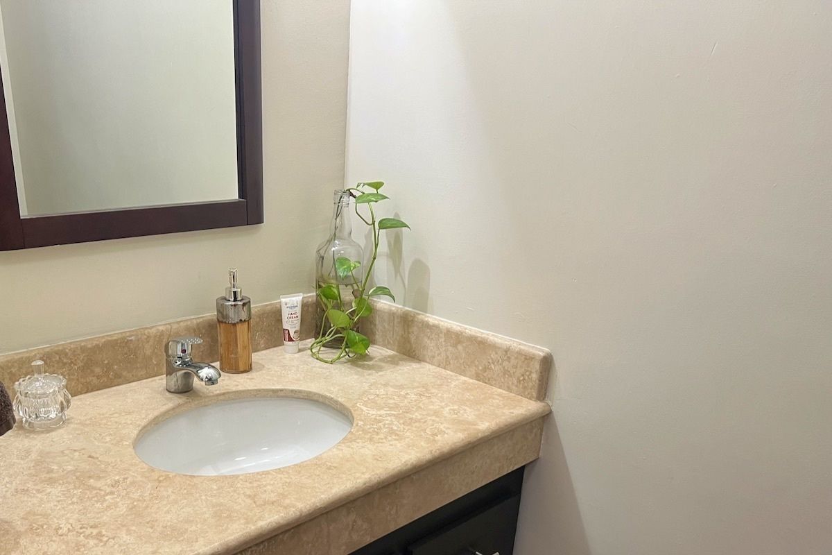 4 de 19: Medio baño