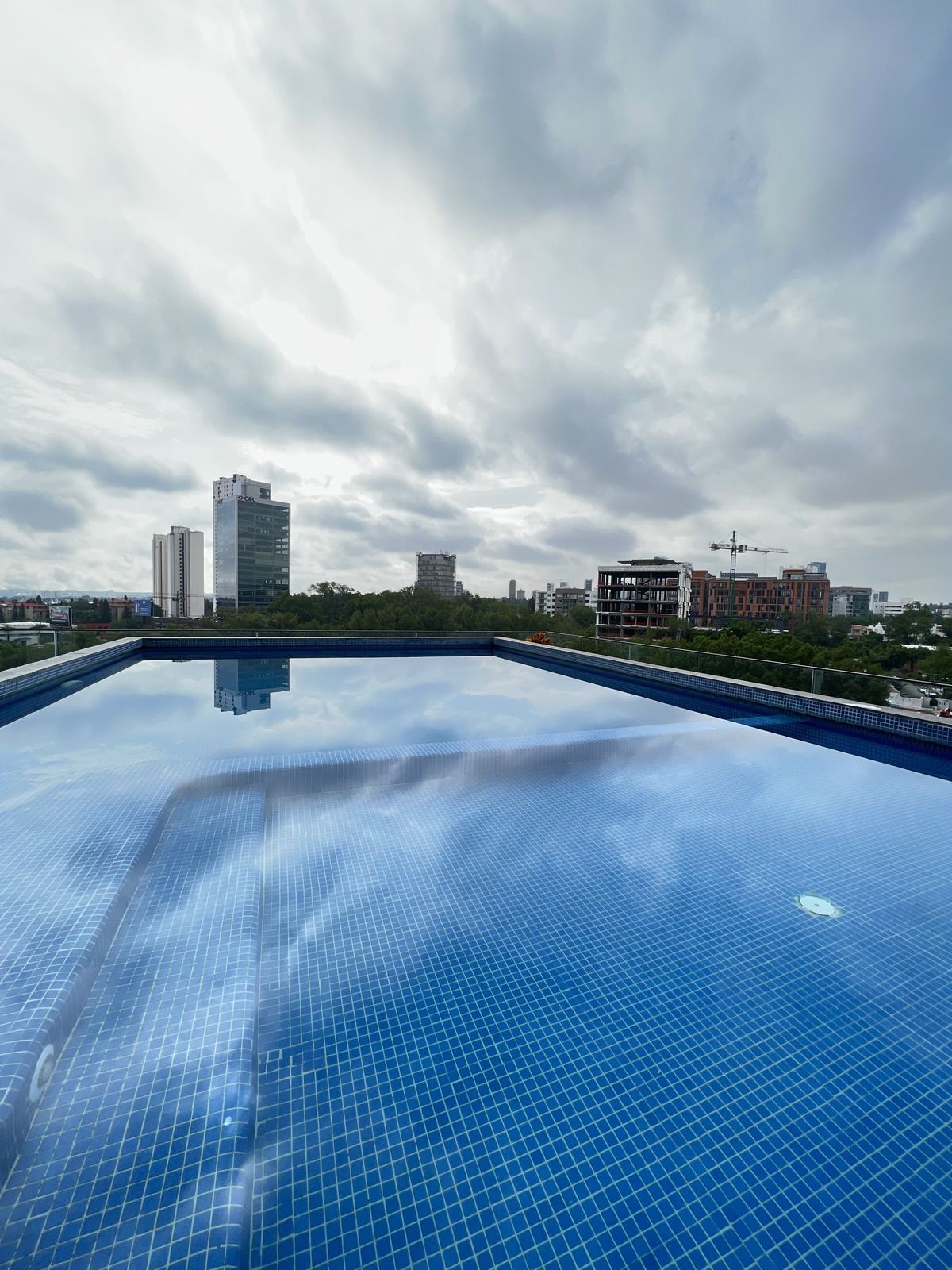 17 de 29: Alberca panorámica