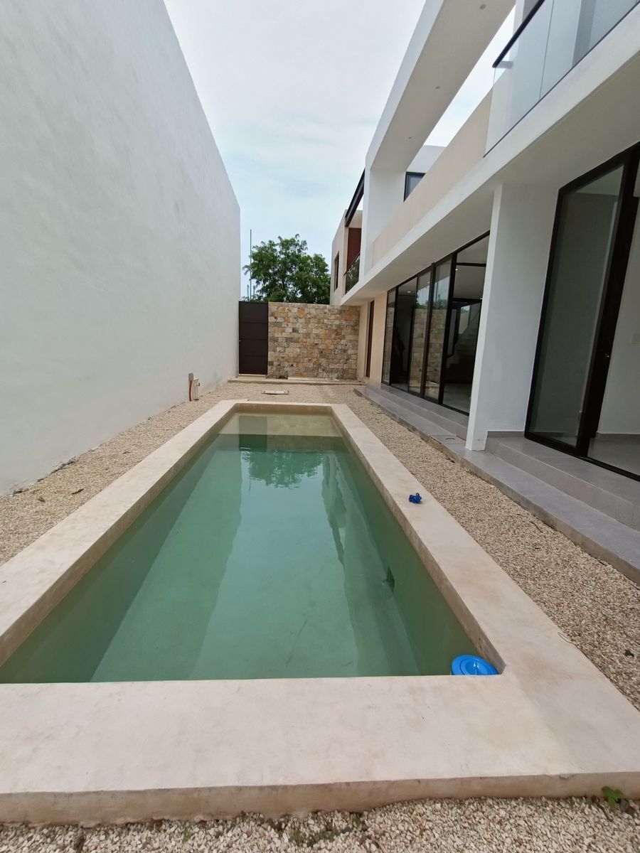 7 de 16: Gran piscina de 7 mts de la casa Jalapa, Mérida