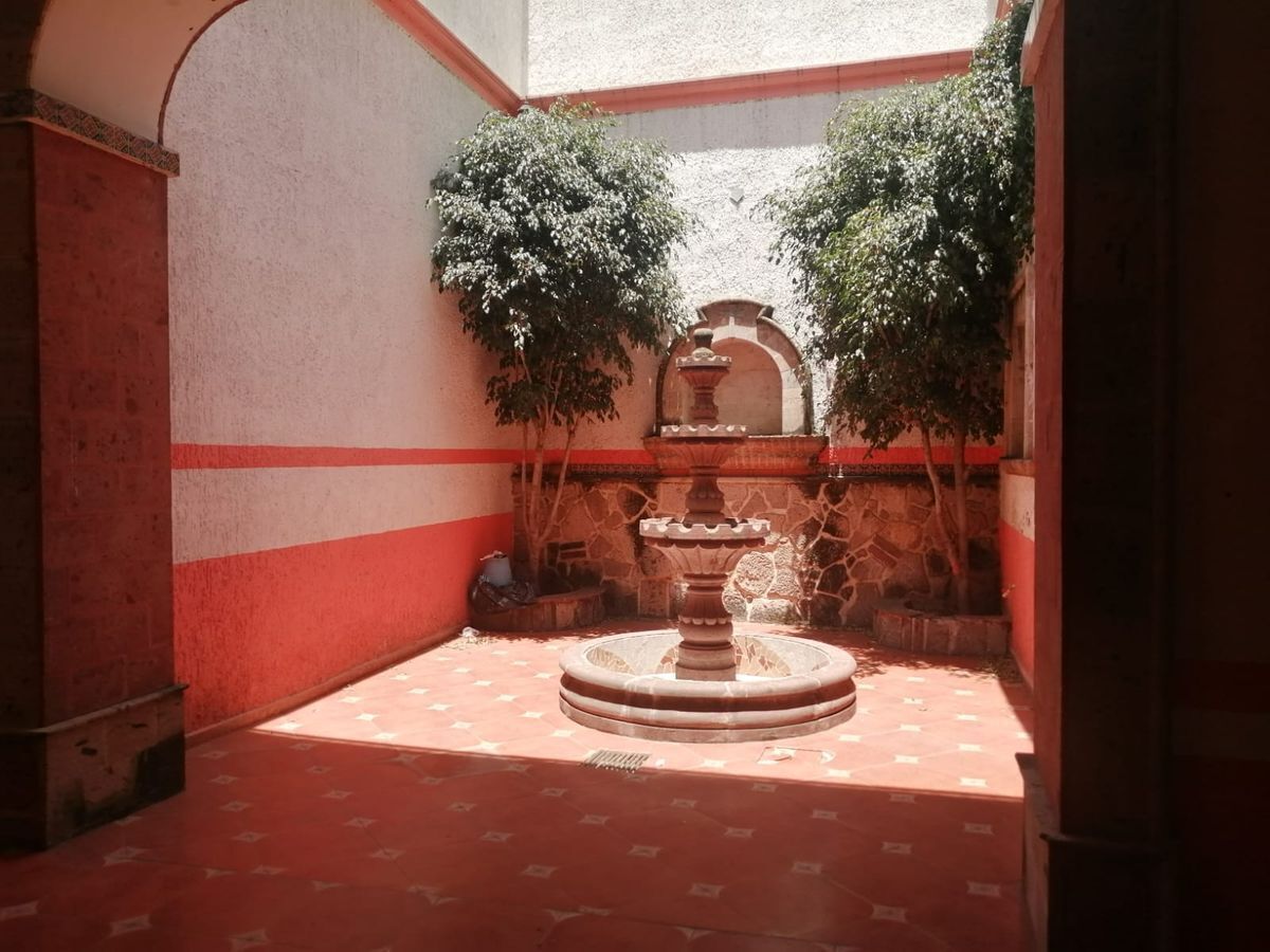 4 de 12