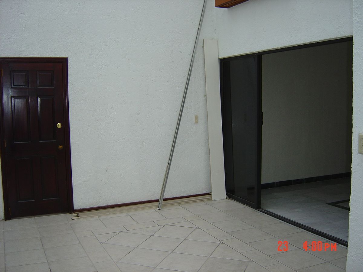 4 de 17