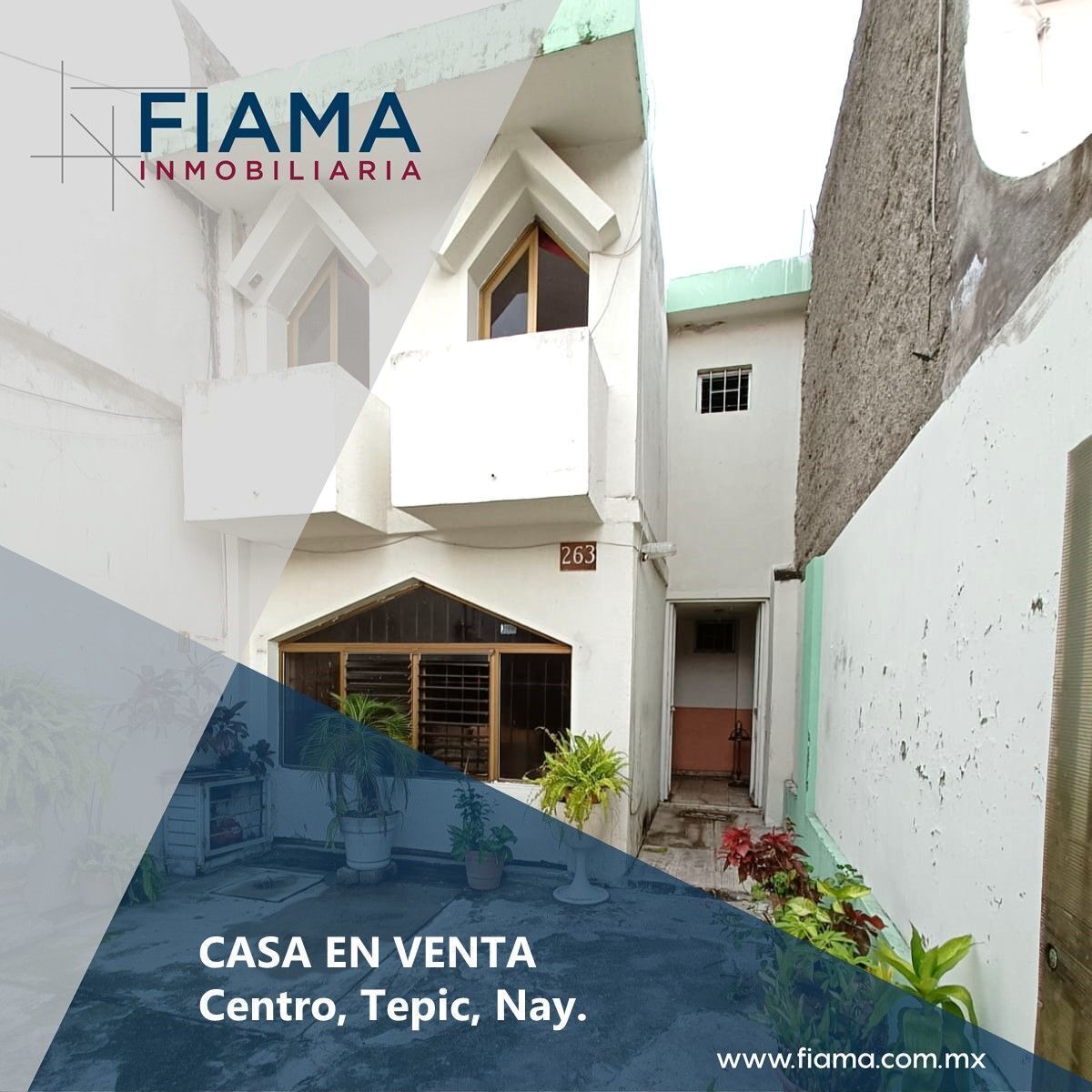 CASA EN VENTA EN COL. CENTRO, TEPIC