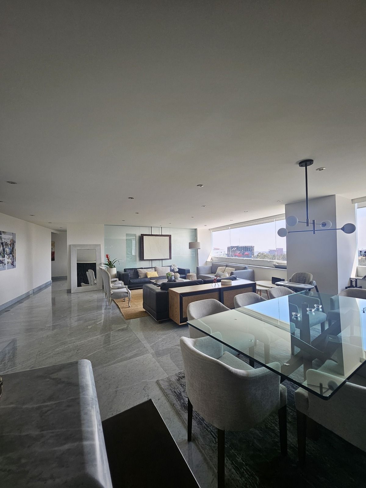 Departamento en Renta en Avenida Santa Fe con 3 Recámaras, 3 Baños y 272 Metros Cuadrados | luxxu Departamento en Renta en Avenida Santa Fe con 3 Recámaras, 3 Baños y 272 Metros Cuadrados | luxxu
