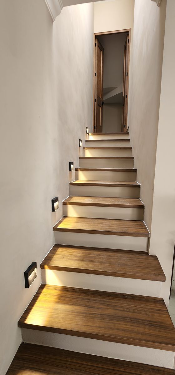 12 de 34: Escaleras Cubierta de Madera | Wood Cover Stairs