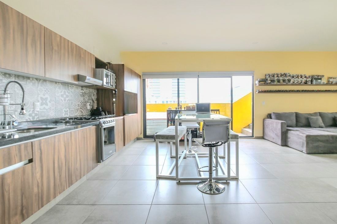 3 de 9: Cocina abierta.