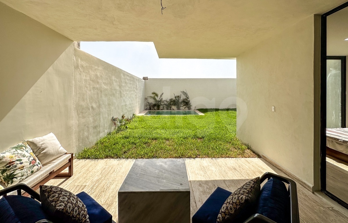 36 de 41: Terraza Posterior Techada