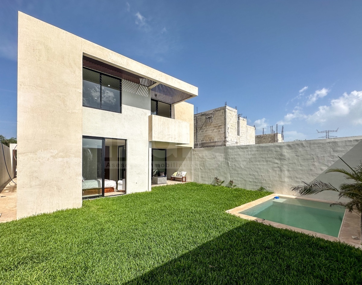 38 de 41: Fachada Trasera