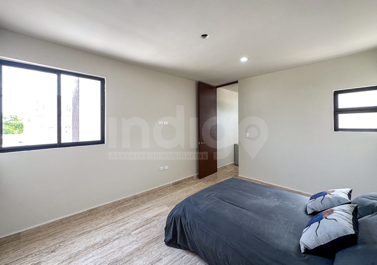 34 de 41: Recámara Secundaria 2 en Planta Alta