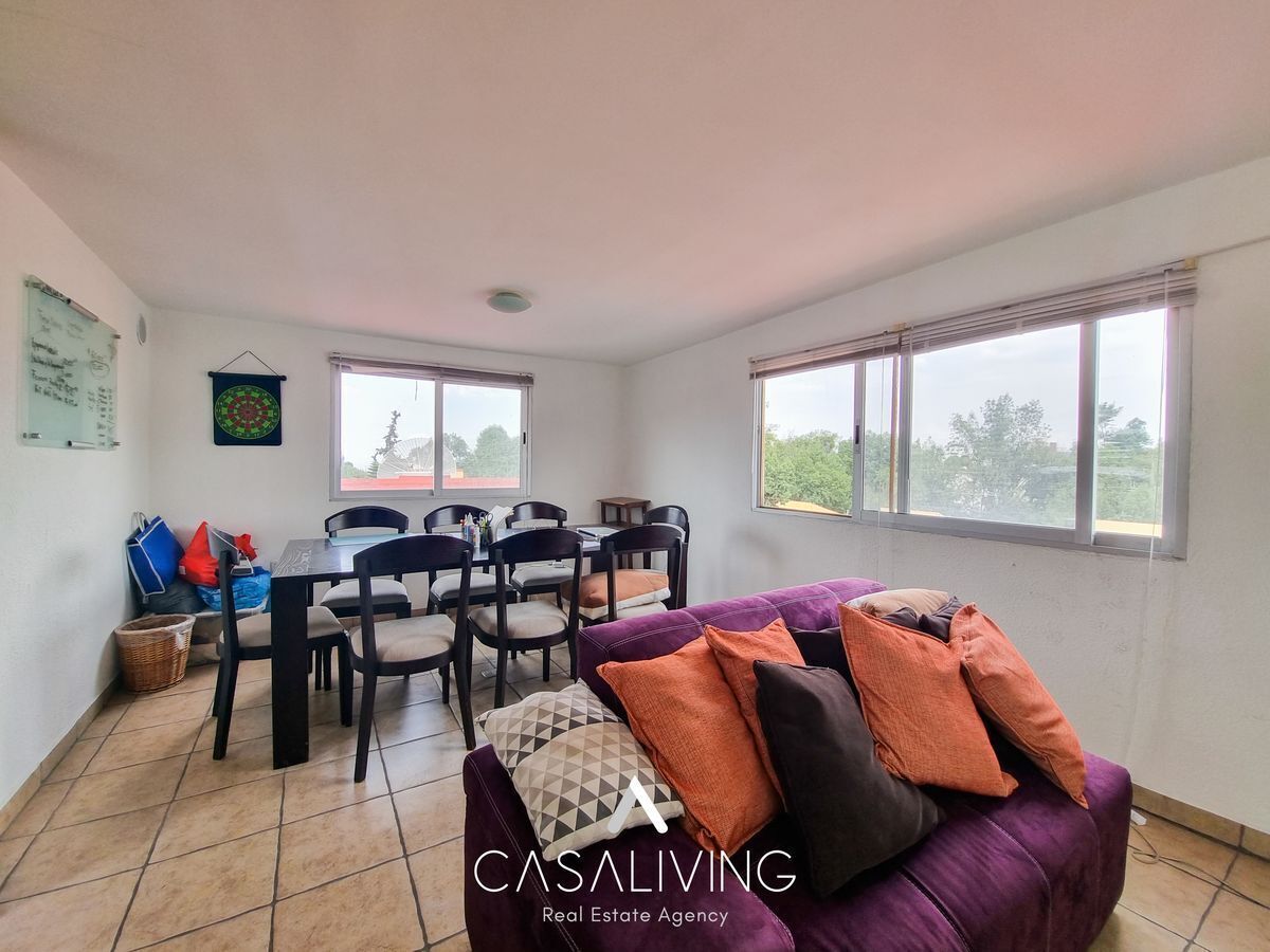 17 de 19: Estudio con doble espacio