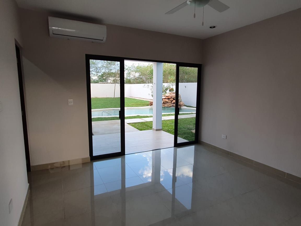 Casa en Conkal, Conkal, foto 3 de 31