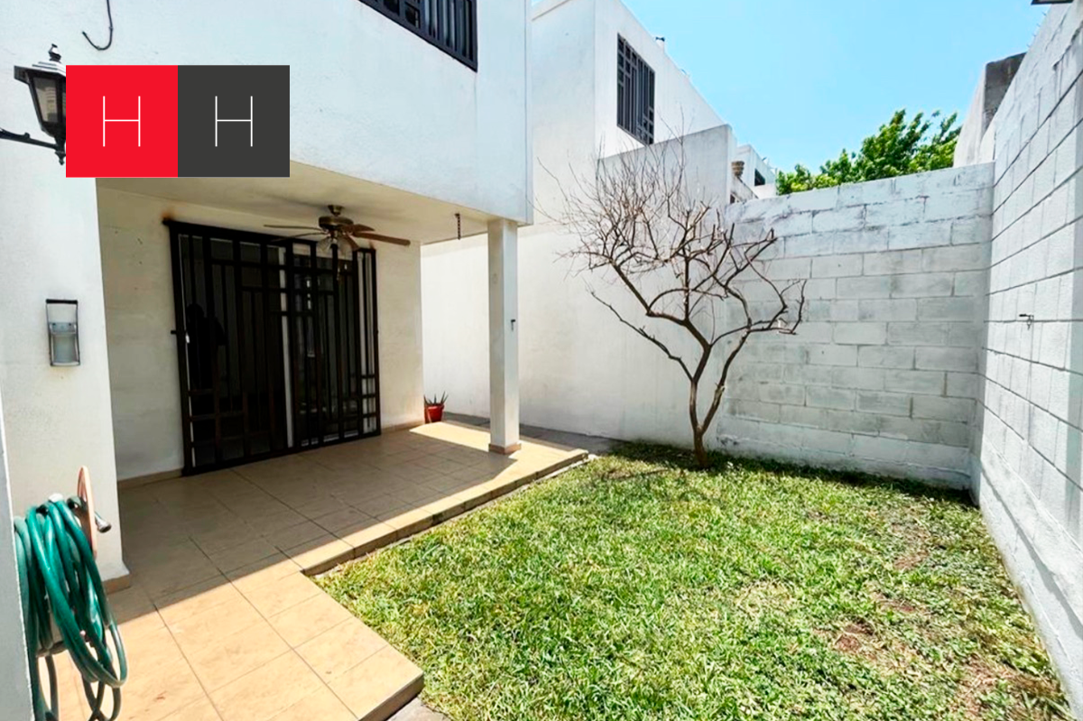 9 casas en venta en Villas del poniente, Nuevo leon 