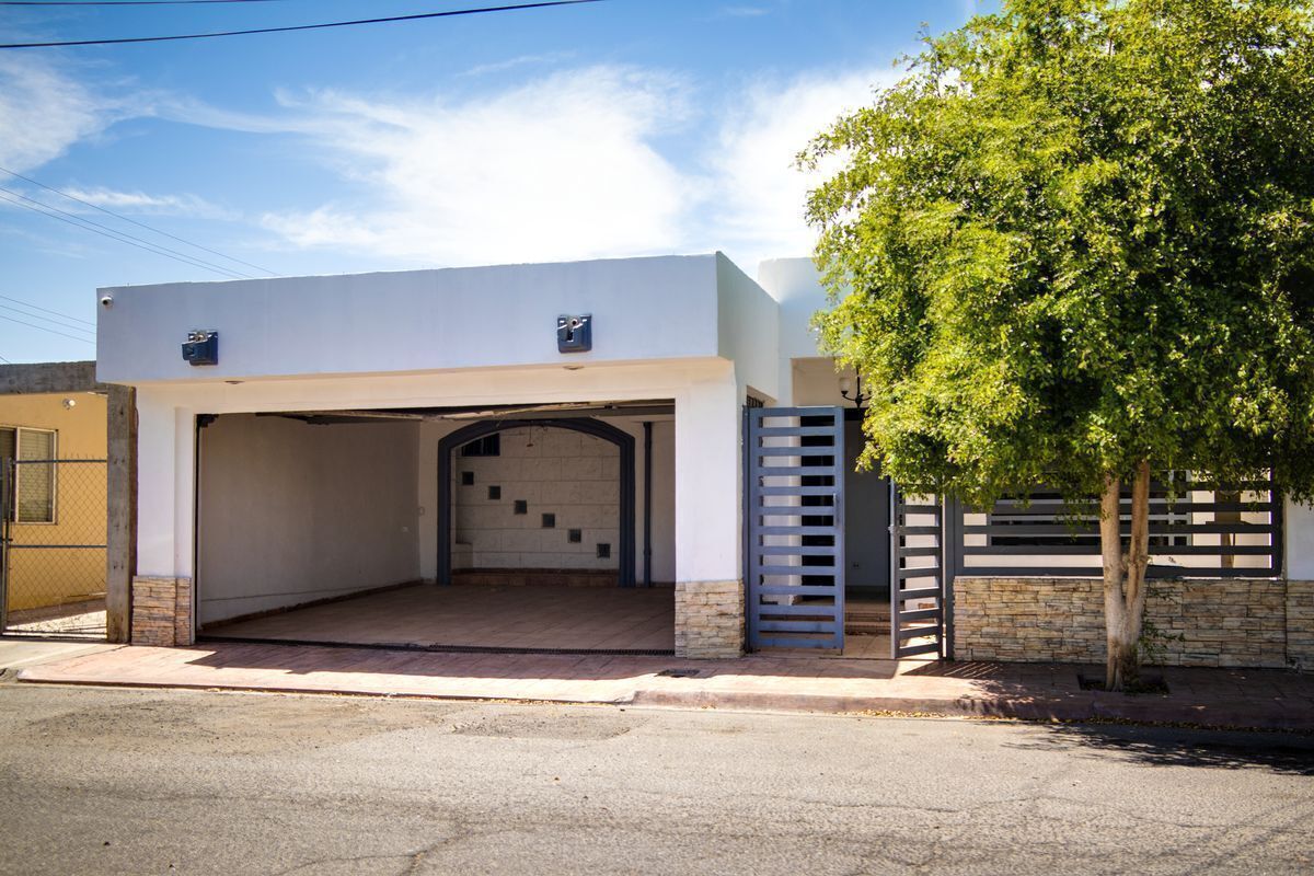 House in Las Hadas, Mexicali, photo 2 of 22