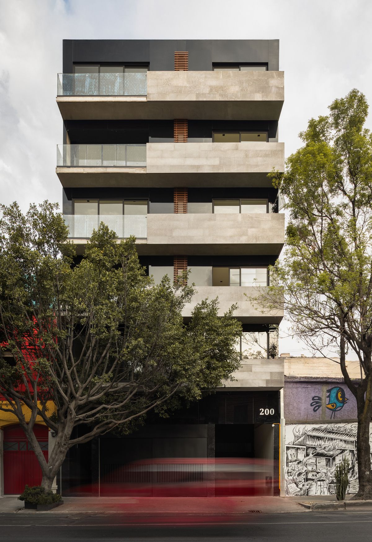 1 de 6: Fachada 01