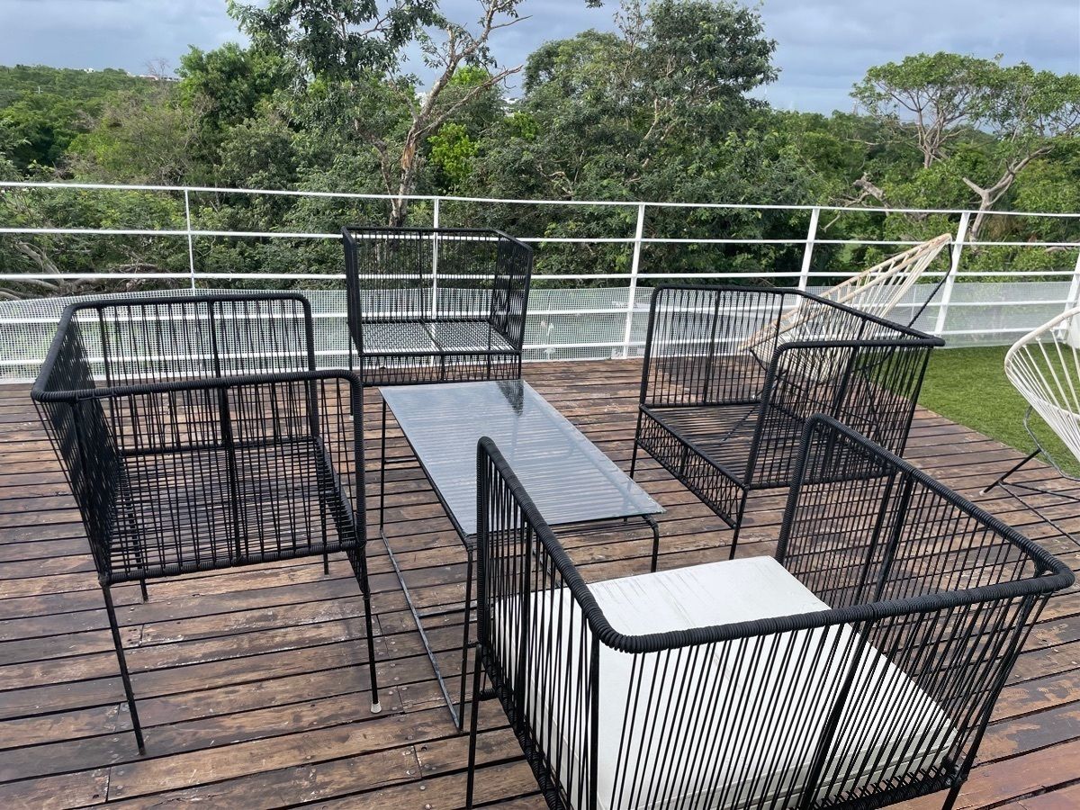 4 of 47: Roof top