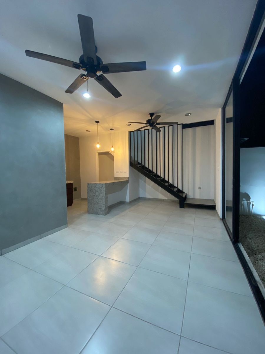 House in Gated Community in Chuburna de Hidalgo, Mérida, photo 4 of 37