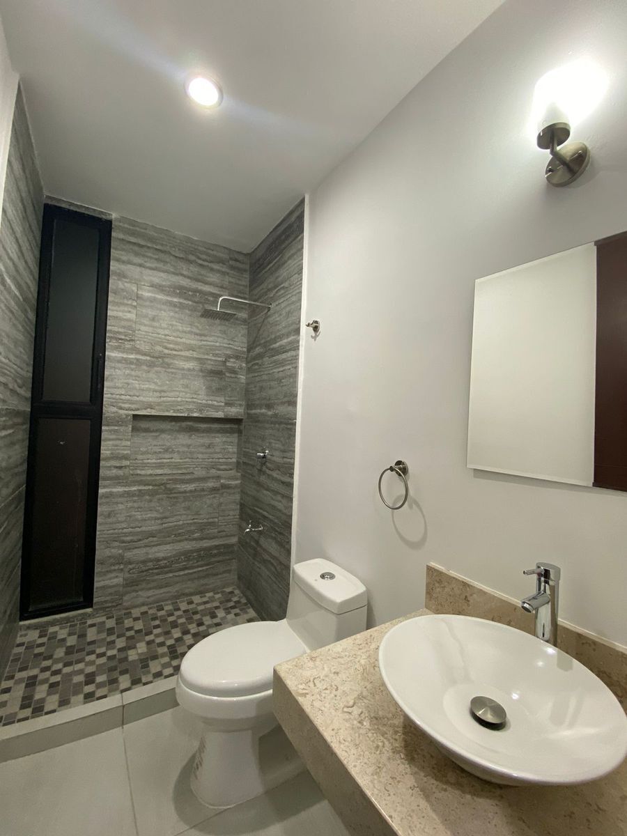House in Gated Community in Chuburna de Hidalgo, Mérida, photo 27 of 37
