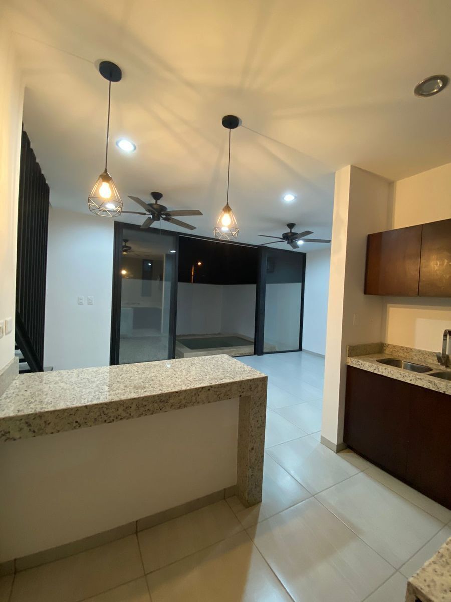 House in Gated Community in Chuburna de Hidalgo, Mérida, photo 24 of 37