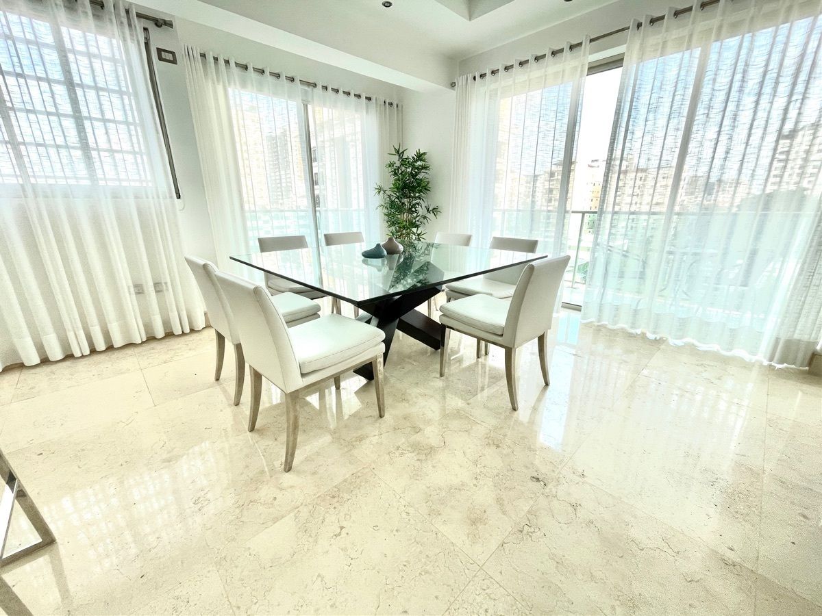 4 de 9: Comedor