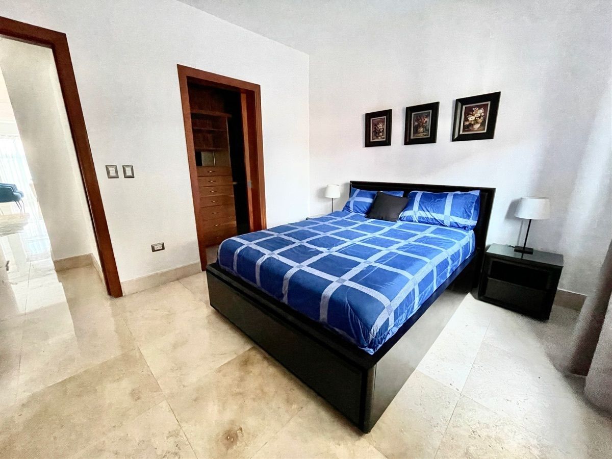 6 de 9: Habitación 
