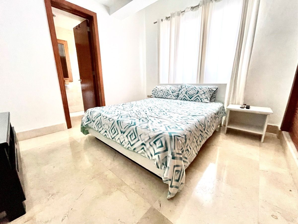 7 de 9: Habitación 