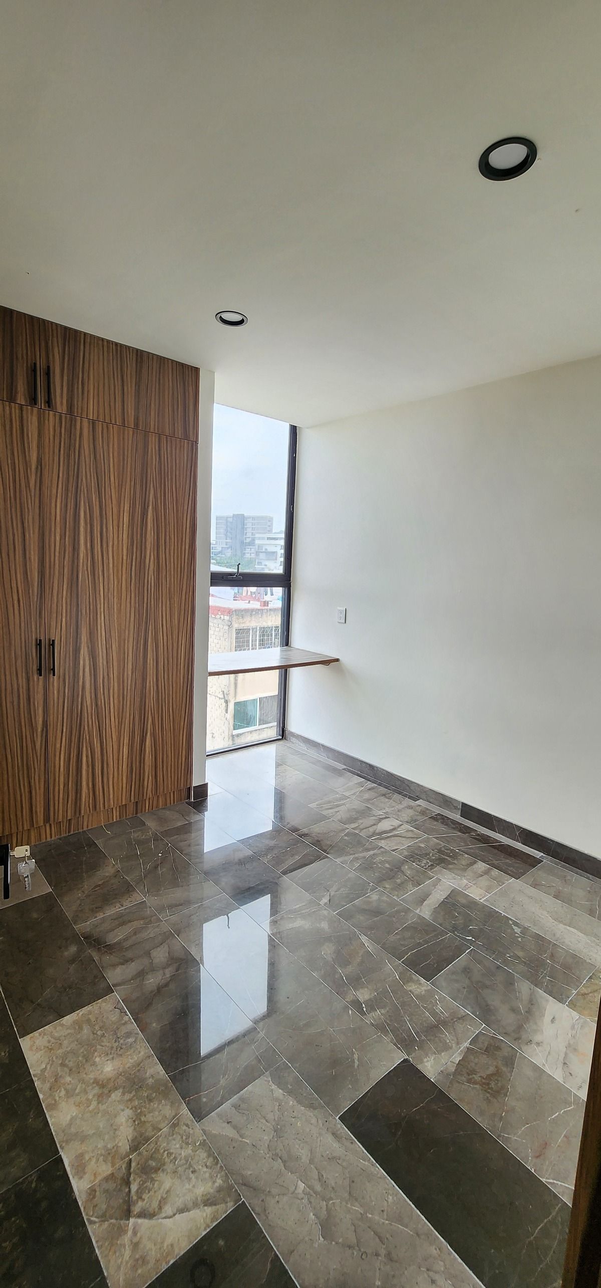 11 de 11: Habitación  3
