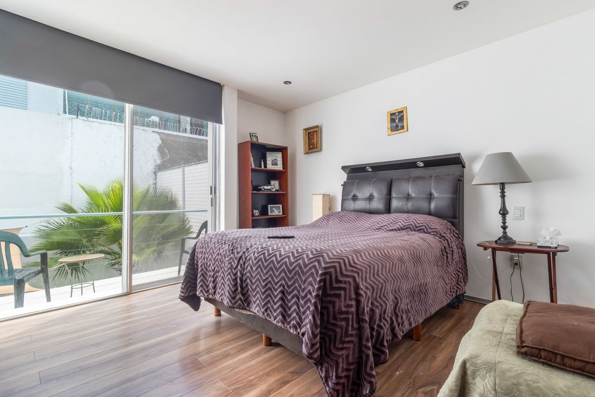 CASA DE 3 NIVELES CON ROOF GARDEN, LOMAS DE JURIQUILLA, QRO! EasyBroker