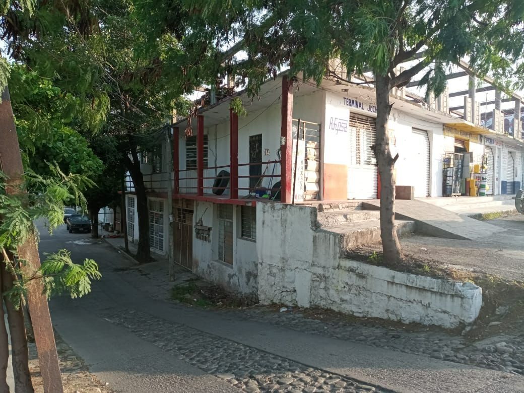 5 of 7: Calle Felipe Pescador