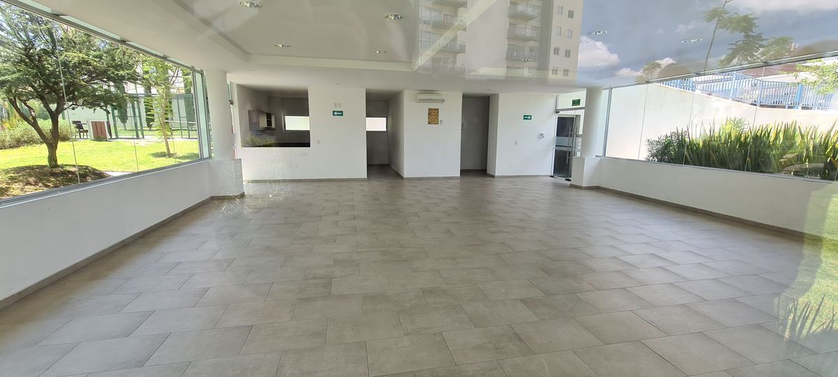 24 de 24: Salón de Usos Múltiples https://assets.easybroker.com/proper