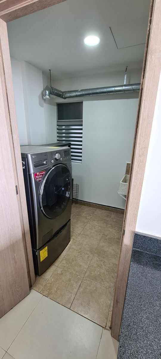 14 de 24: Cuarto de lavado 