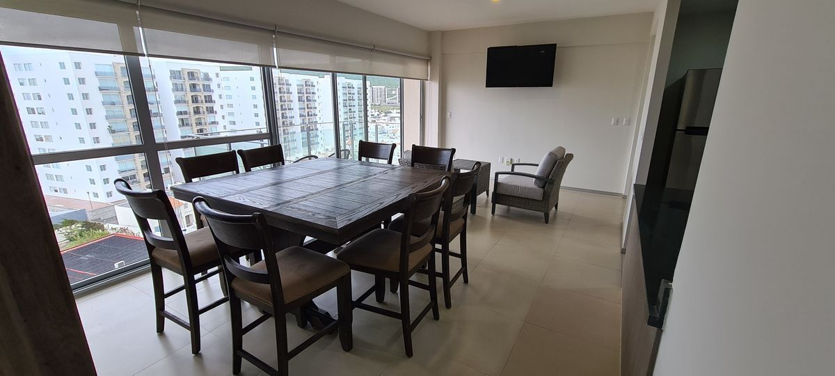 12 de 24: Sala y Comedor 