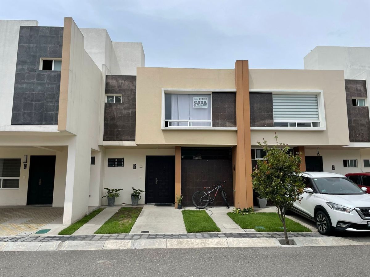 CASA EN VENTA TOLUCA FRACCIONAMIENTO PASEO ARBOLEDA MODELO CEDRUS |  EasyBroker