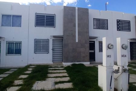 Casa en RENTA, Los Héroes de León, terreno excedente | EasyBroker