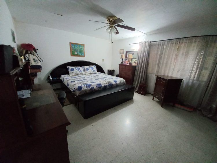 Casa en Venta para Remodelar en zona 10 EasyBroker