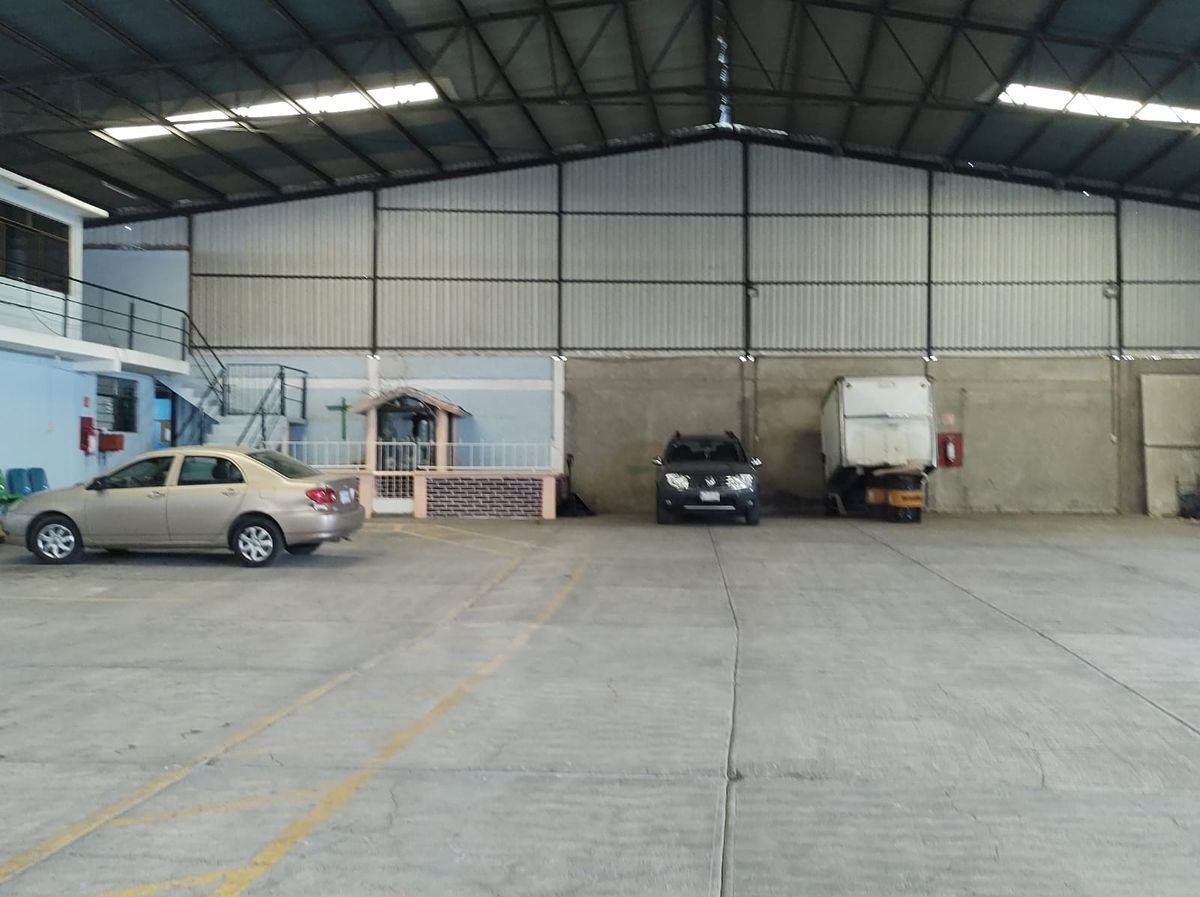 2 de 5: Acceso para trailer