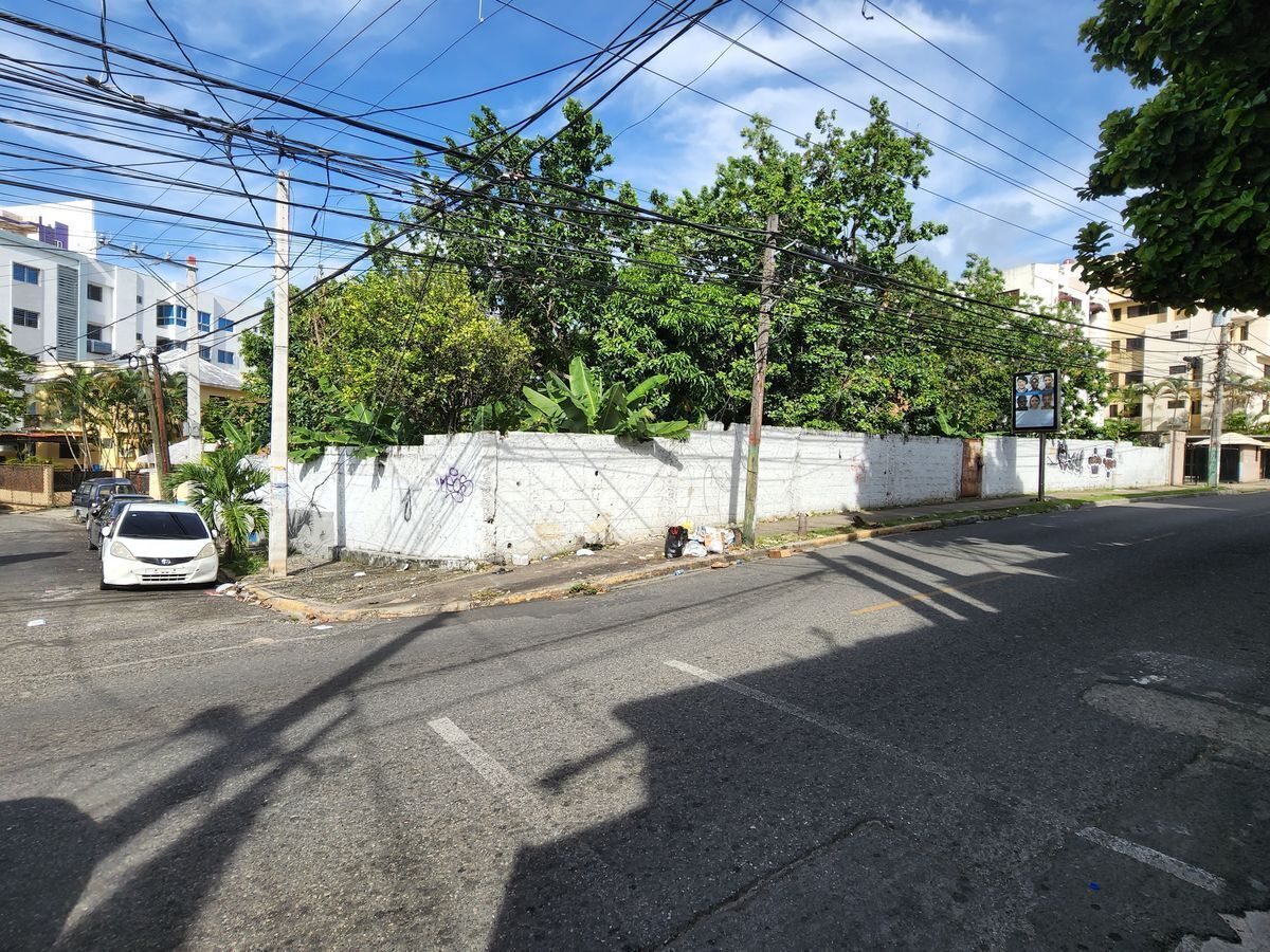 2 de 4