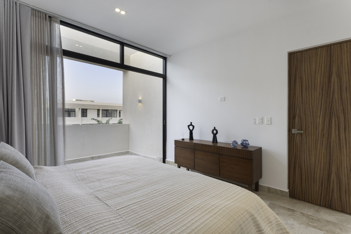 8 of 18: Habitación Principal
