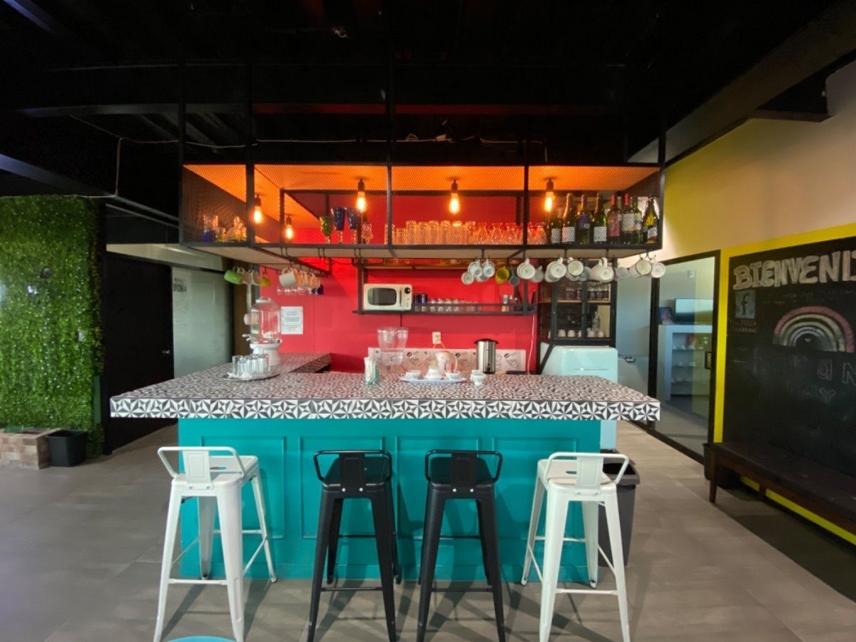 13 de 14: Área de coffee break