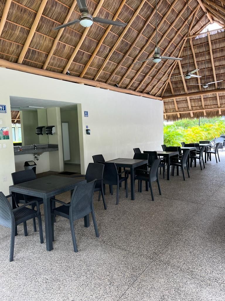 20 de 20: Casa club