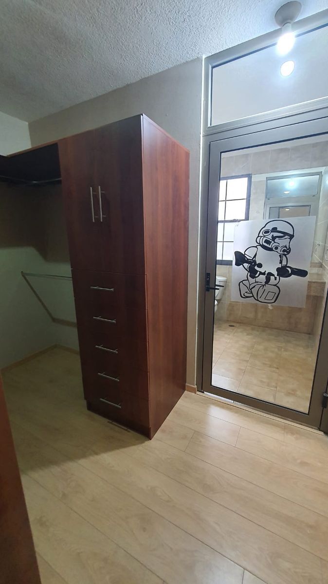 39 de 50: BAÑO VESTIDOR RECA 3