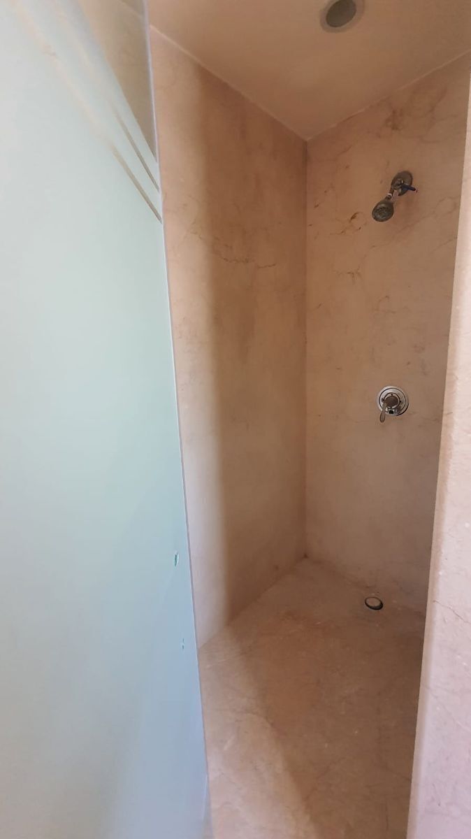 48 de 50: BAÑO CUARTO DE SERVICIO
