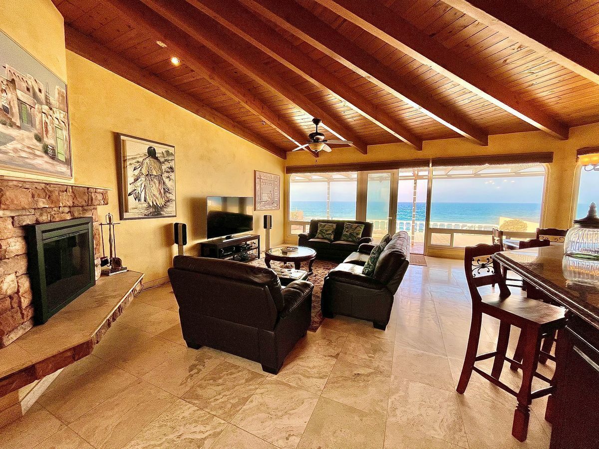 6 de 30: Sala