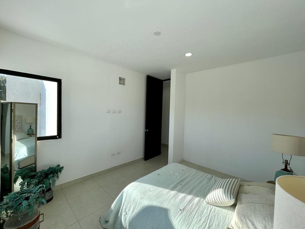 19 de 47: Recámara Secundaria A