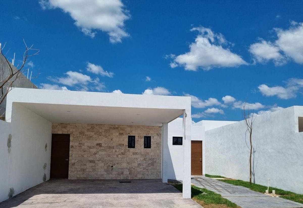 CASA DE UNA PLANTA | SERENA DZITYA | 3 RECAMARAS CON ALBERCA | ENTREGA INMEDIATA