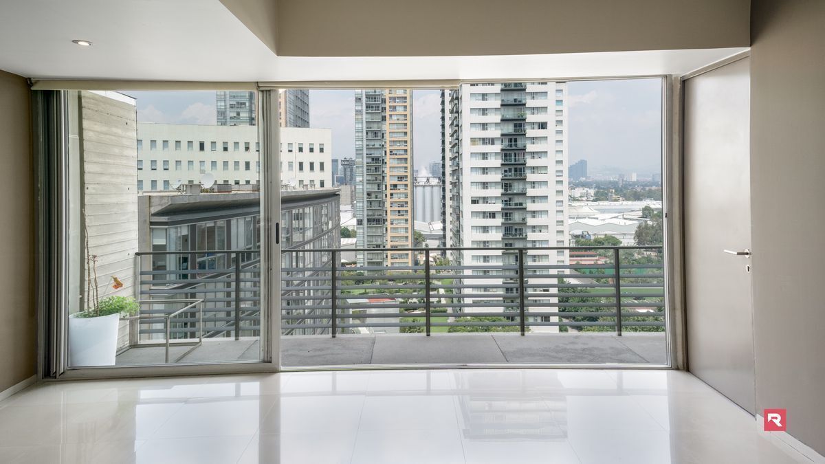 2 de 16: Vista principal desde la sala/comedor
